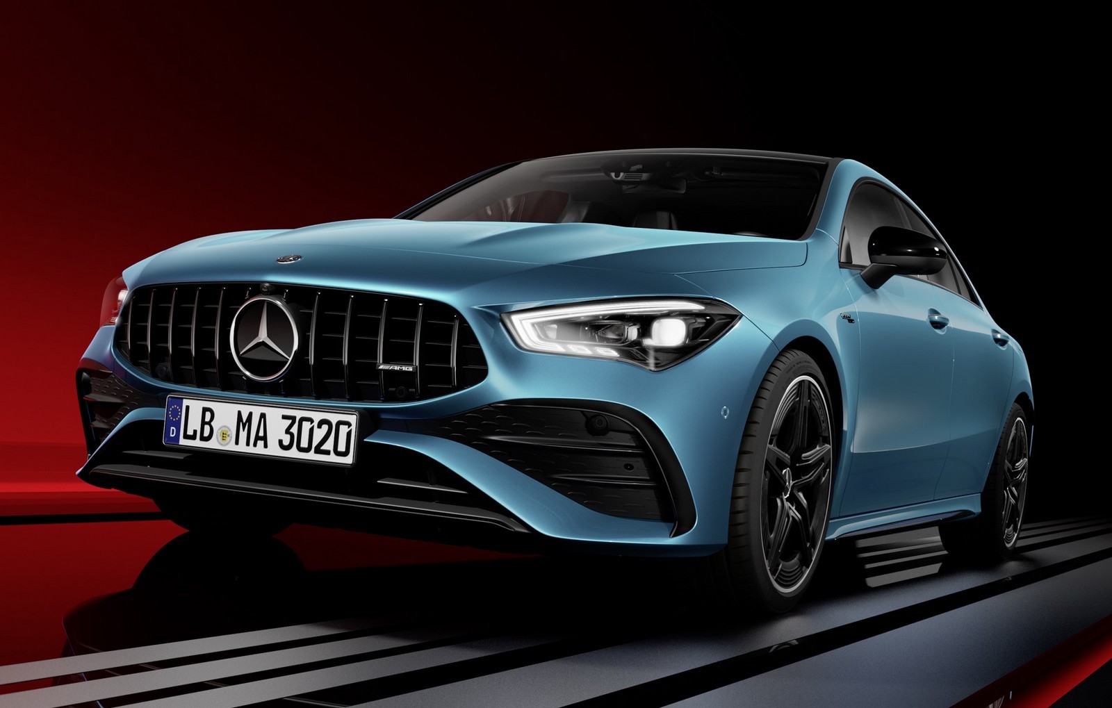 Mercedes-Benz CLA 2024 chega ao Brasil em duas versões e parte de quase R$ 350 mil