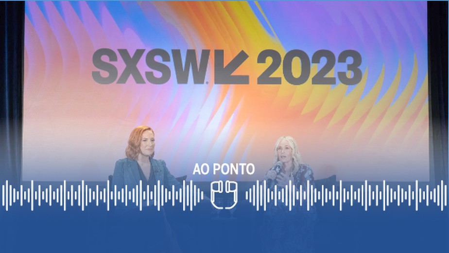 Ex-secretária de Imprensa da Casa Branca, Jen Psaki (E) e a comediante Chelsea Handler participam de painel no SXSW, em Austin