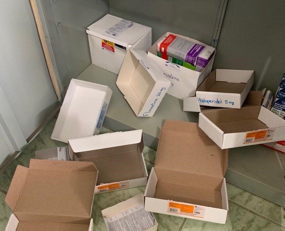 Criminosos entraram no local e fugiram levando medicamentos, botijão, ventilador e outros obejtos da UBS em Campina Grande — Foto: Divulgação/UBS