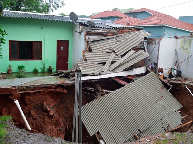 Casa destruída em Santa Maria (Foto:  João Alves/Divulgação)