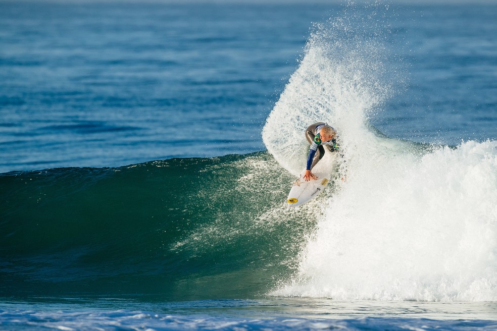 Tatiana Weston-Webb em ação na etapa de Peniche — Foto: Damien Poullenot/WSL