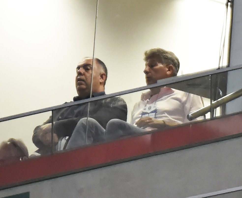 Marcos Braz e Renato Gaúcho, Flamengo x Chapecoense — Foto: André Durão / ge