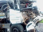 Caminhoneiro morre em colisão e rodovia é fechada em Sertãozinho, SP