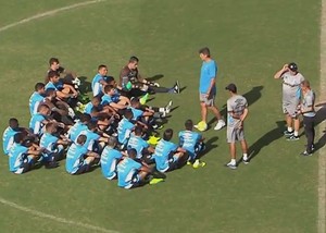 Contra o Vitória, Grêmio inicia novo campeonato para tentar vaga no G-6