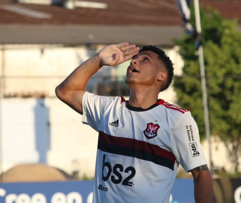 Gomes, do Flamengo, comemora o gol na disputa do terceiro lugar da Libertadores Sub-20 — Foto: Conmebol
