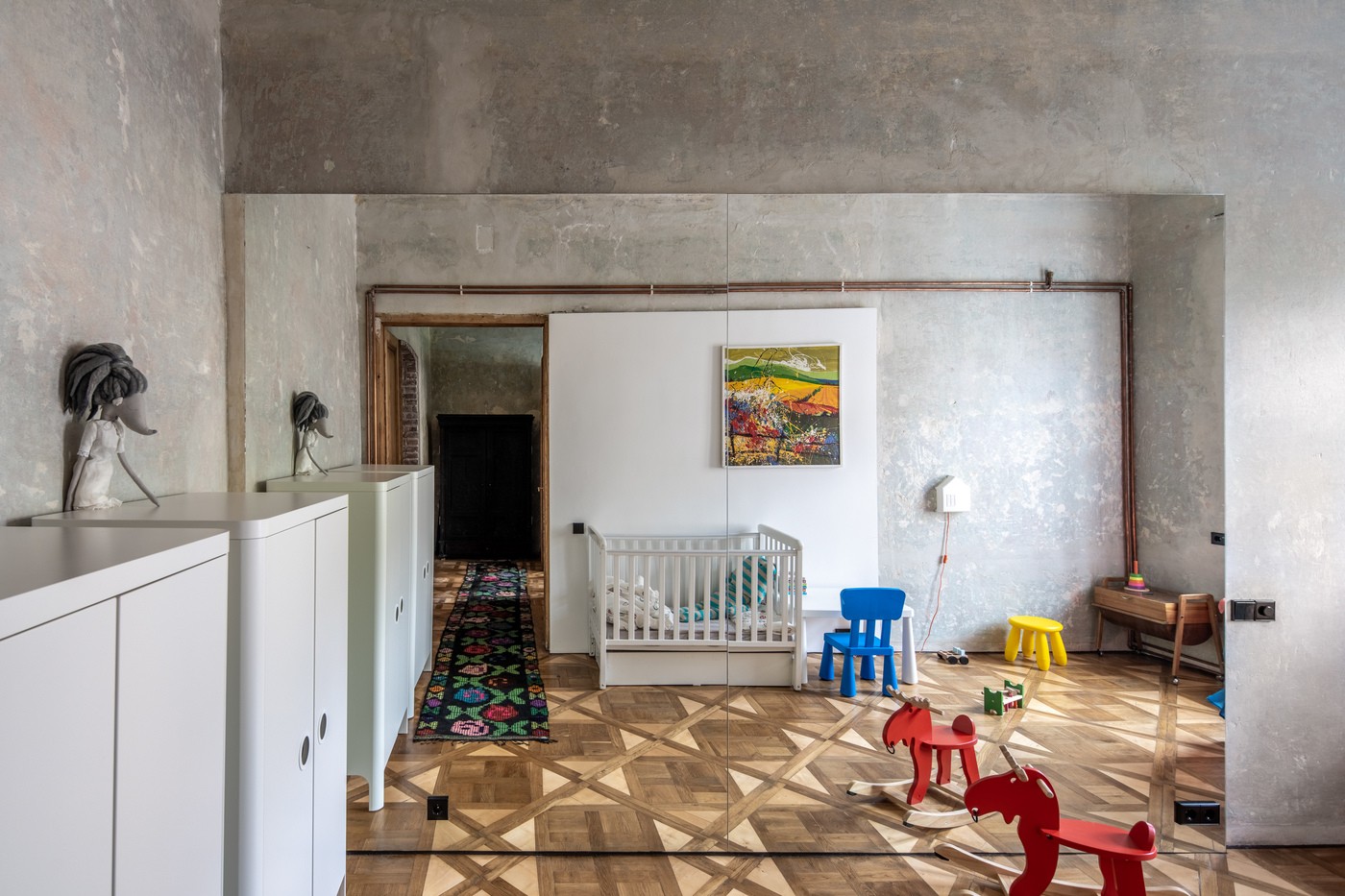 Décor do dia quarto infantil sem gênero ganha cores nos detalhes (Foto: Andrey Bezuglov)