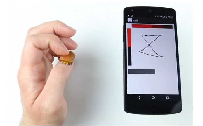 NailO se conecta com smartphone via Bluetooth (Foto: Reprodução/MIT News)