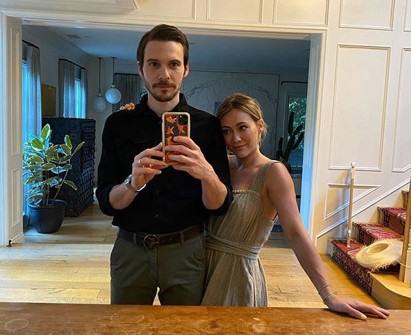 Hilary Duff com o marido, o músico Matthew Koma (Foto: Instagram)