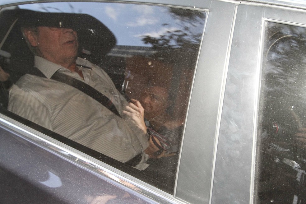 José Dirceu deixou prisão em maio de 2017 e passou a usar tornozeleira eletrônica (Foto: Rodrigo Felix/Futura Press/Estadão Conteúdo)