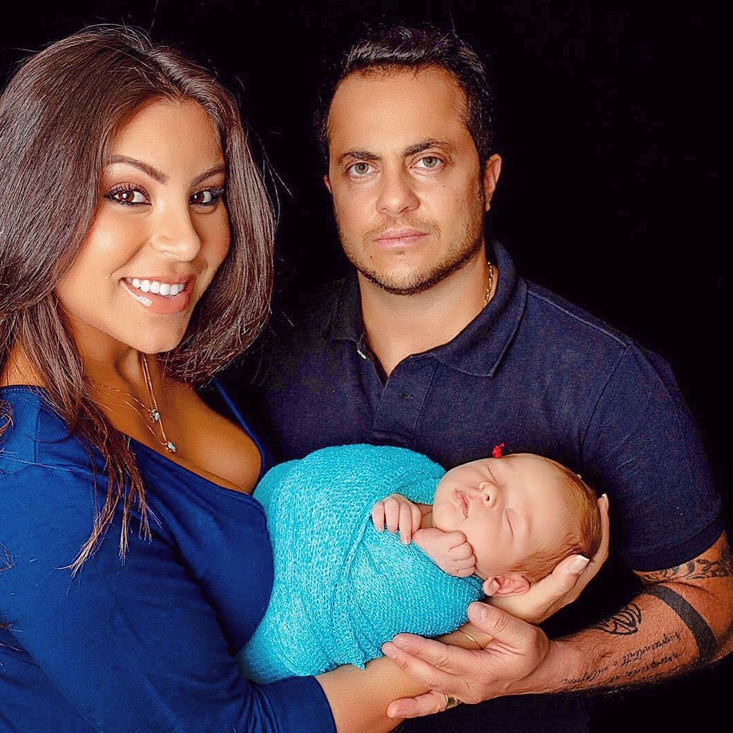 Andressa Ferreira e Thammy Miranda fazem ensaio com o filho, Bento (Foto: Reprodução/Instagram)