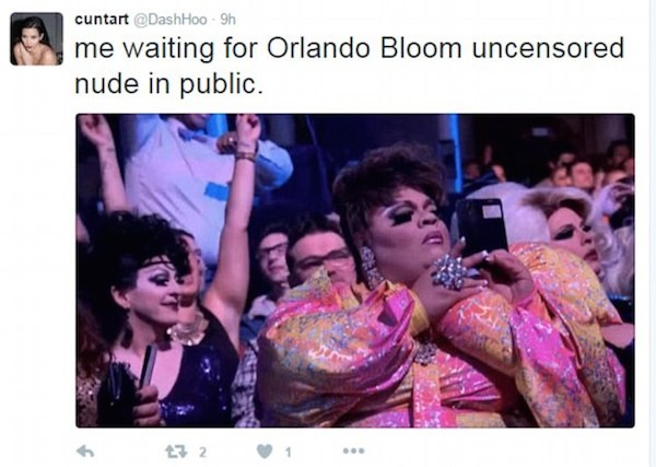 Um meme faz graça com o flagrante do ator Orlando Bloom sem roupa (Foto: Reprodução)