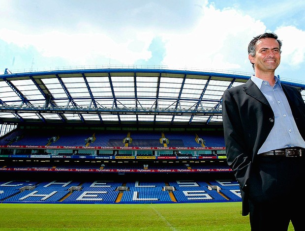 José Mourinho apresentado como técnico do Chelsa (Foto: Getty Images)