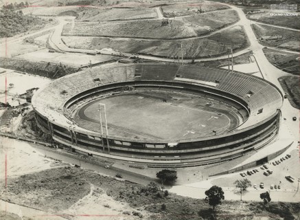 Estádio Cícero Pompeu de Toledo (1953)
