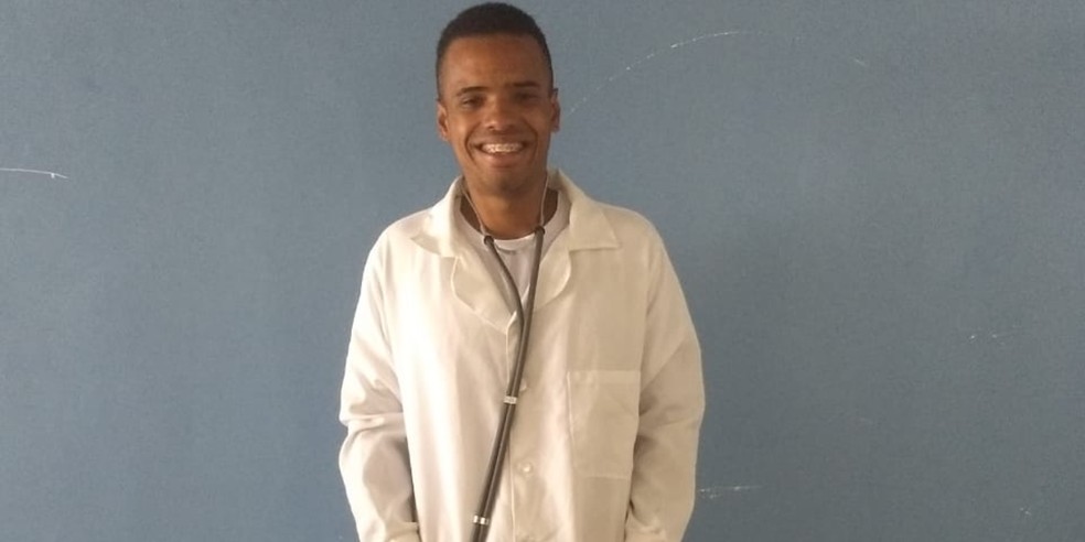 Lucas começou a trabalhar após postagem viralizar nas redes socais — Foto: Arquivo Pessoal