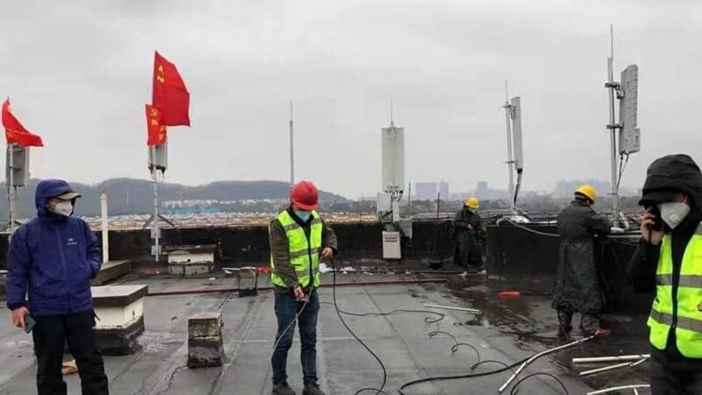 Huawei instalou antenas 5G na China para ajudar em tarefas remotas — Foto: Reprodução/Giz China