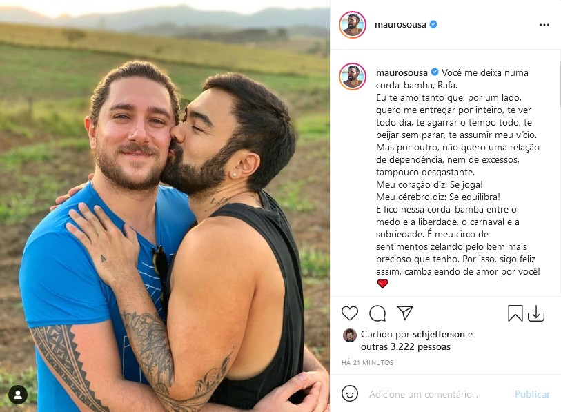 Mauro Souza, filho de Mauricio de Souza, e o marido, Rafael Piccin  (Foto: Reprodução/Instagram)