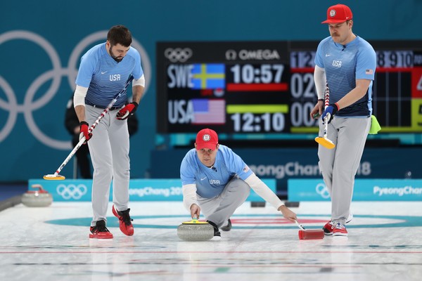 A equipe de curling dos EUA nas Olimpíadas de Inverno de 2018 (Foto: Getty Images)