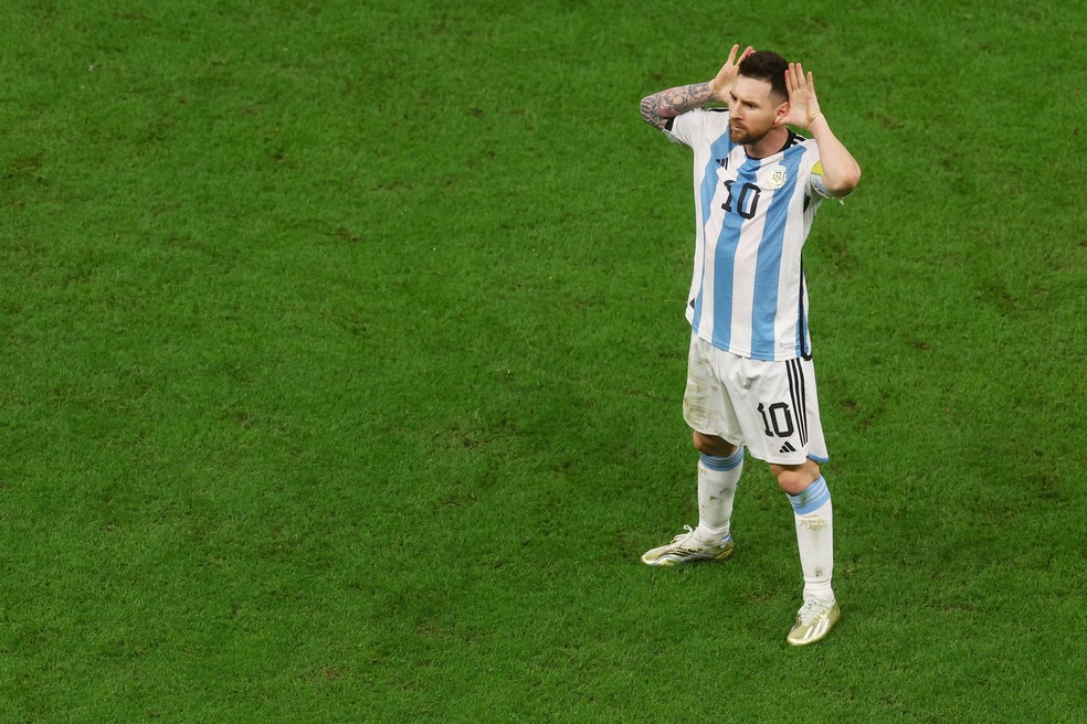 Lionel Messi, da Argentina, comemora seu gol contra a Holanda  — Foto: Paul Childs/Reuters