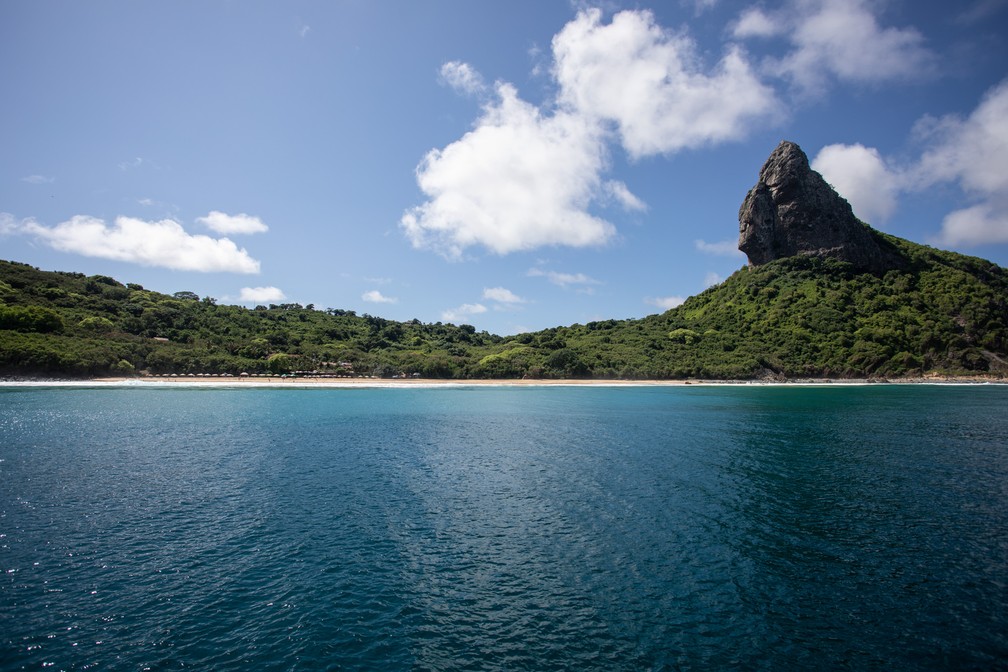 No arquipélago de Fernando de Noronha, a visitação anual já supera a capacidade estipulada pelo plano de manejo — Foto: Fábio Tito/G1
