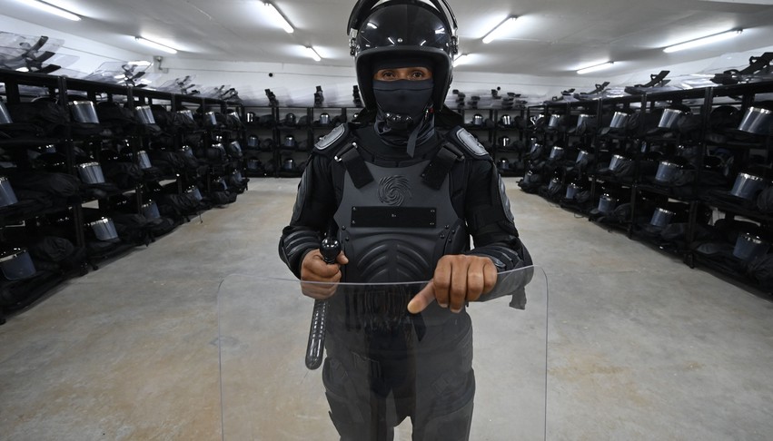 Como é por dentro a maior prisão das Américas, inaugurada em El Salvador