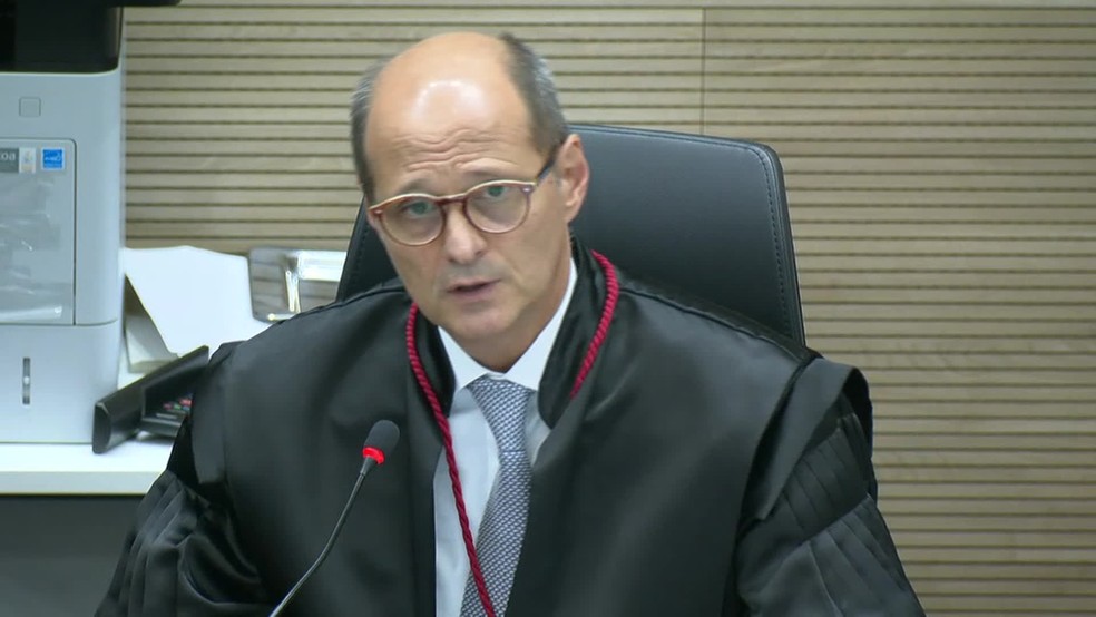Desembargador Abel Gomes, relator do caso, votou pela condenação de Picciani, Paulo Melo e Albertassi — Foto: Reprodução/TV Globo