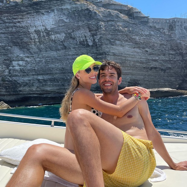 Kaká e Carol Dias (Foto: Reprodução/Instagram)