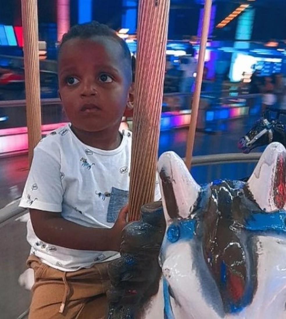  Adrian Benjamim Santana, de 2 anos, foi achado morto em Lauro de Freitas, na Bahia — Foto: Reprodução/Redes Sociais
