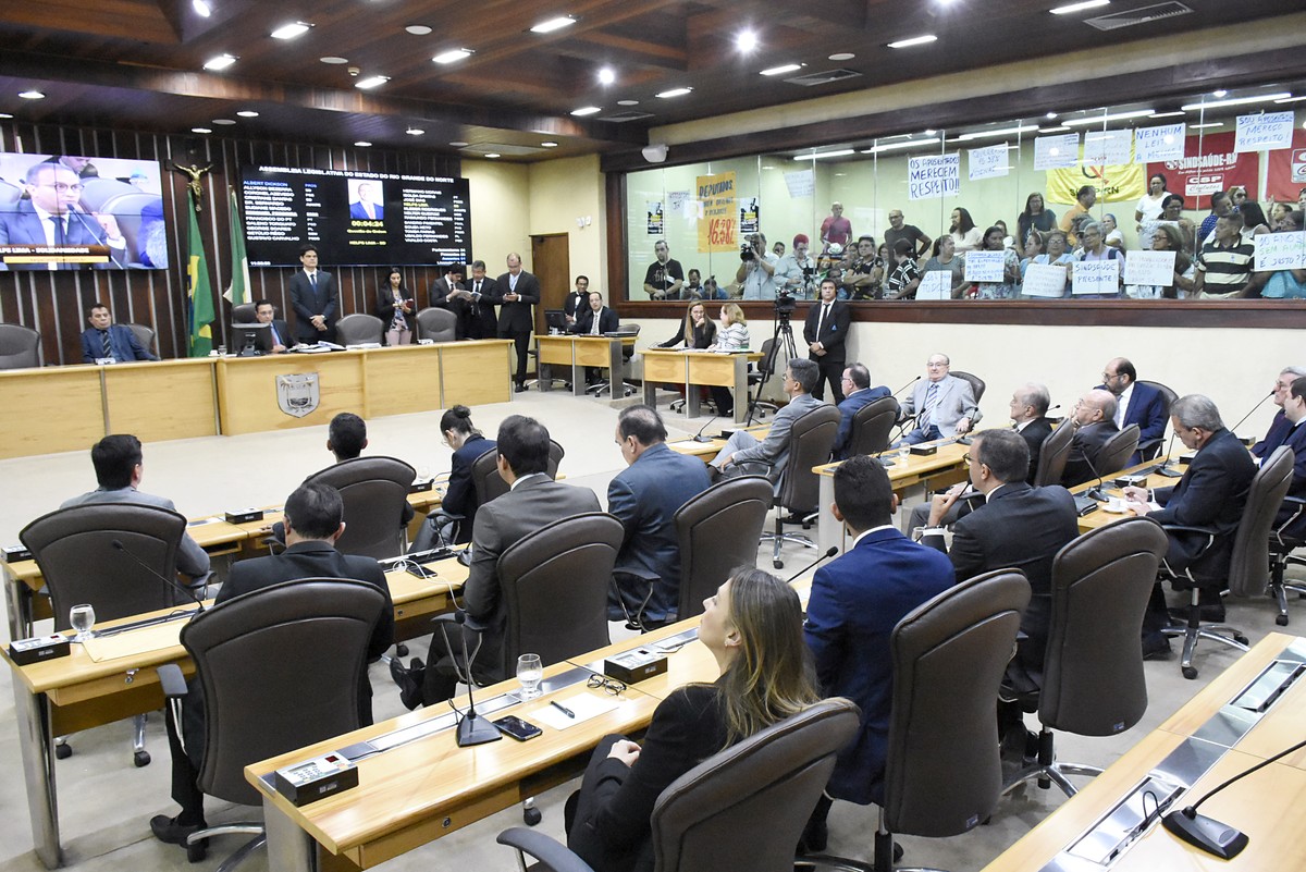 Assembleia Legislativa do RN rejeita reajuste de 16 a servidores do Estado Rio Grande do