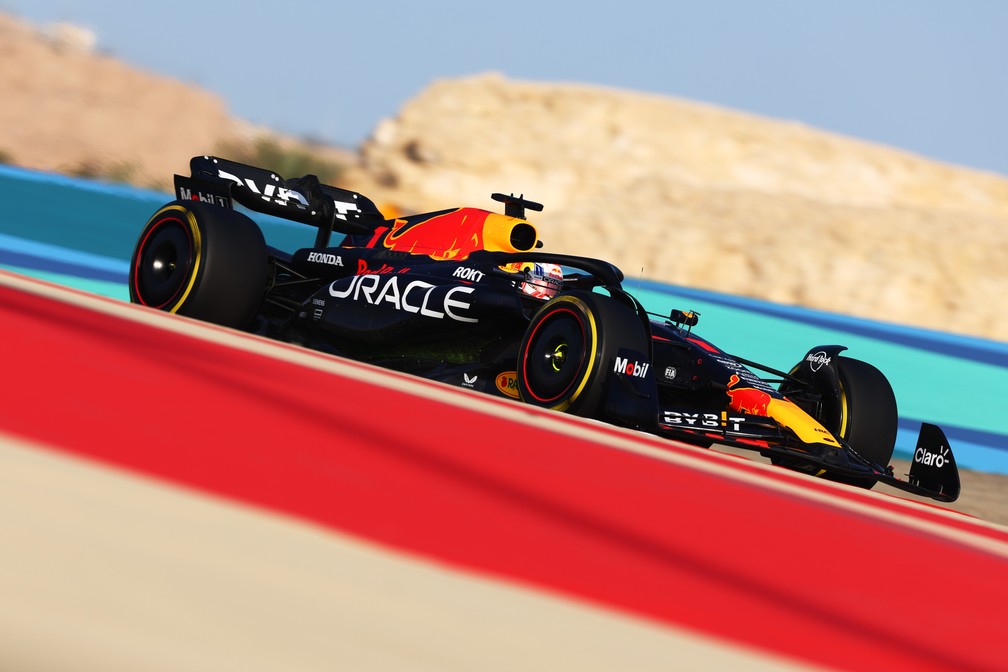 Max Verstappen pintou como um dos favoritos após os testes de pré-temporada da Fórmula 1 no Bahrein — Foto: Mark Thompson/Getty Images