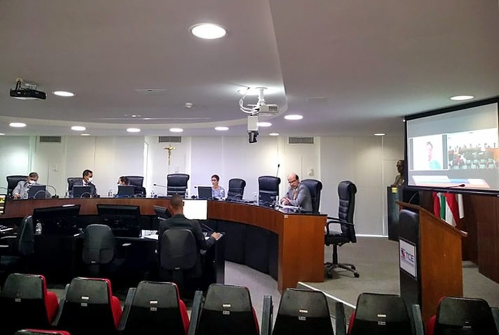 Ex-prefeitos de cidades baianas são condenados pelo Tribunal de Contas do do Estado  — Foto: TCE