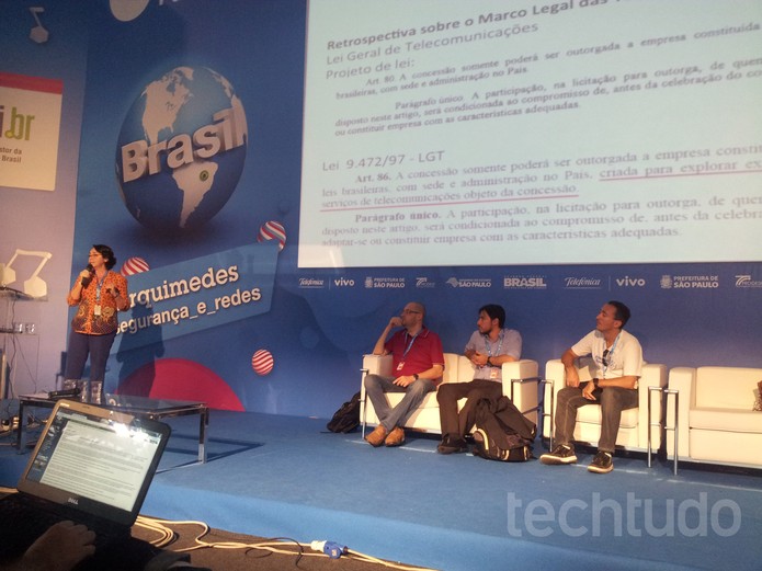 Campus Party: palestrantes debatem sobre o preço da Internet no Brasil  (Foto: TechTudo/Paulo Vasconcellos)