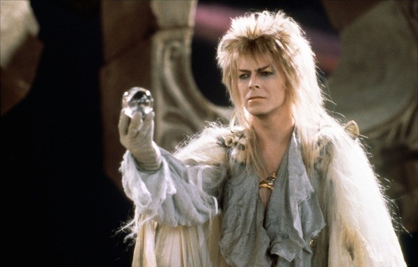 O cantor David Bowie em cena de Labirinto (1986) (Foto: Reprodução)