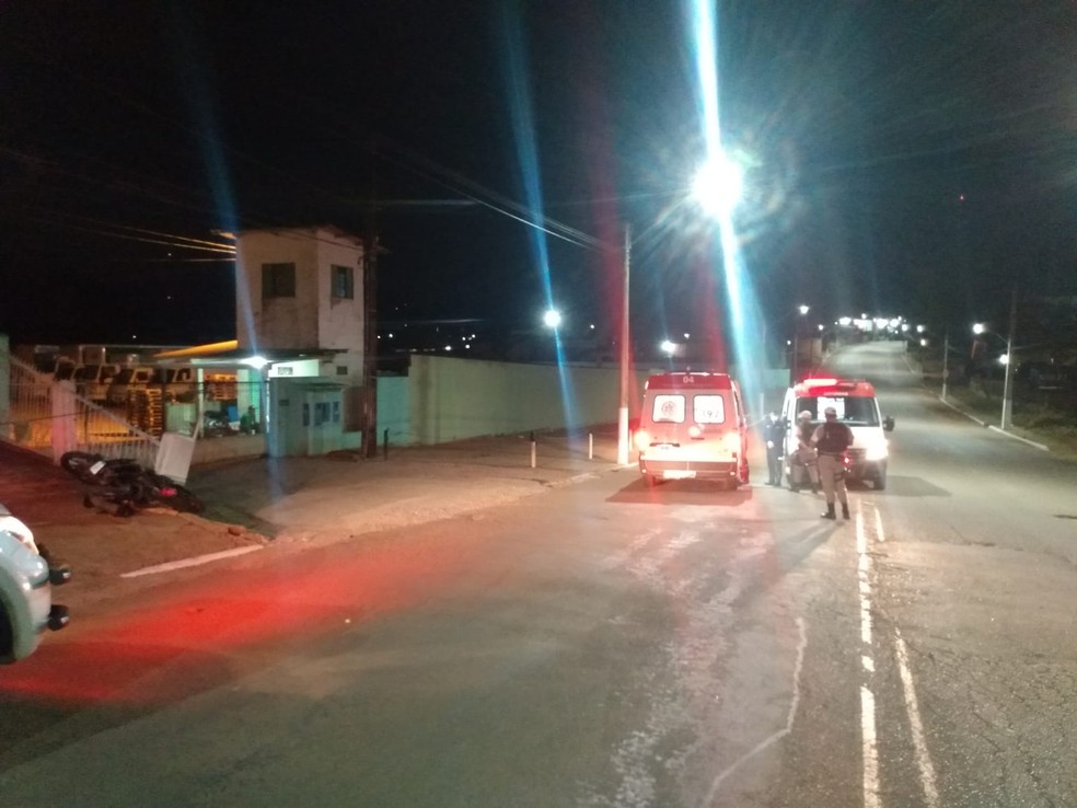 Acidente ocorreu na madrugada da última quarta (10) na Estrada das Placas — Foto: Arquivo/BPTrans