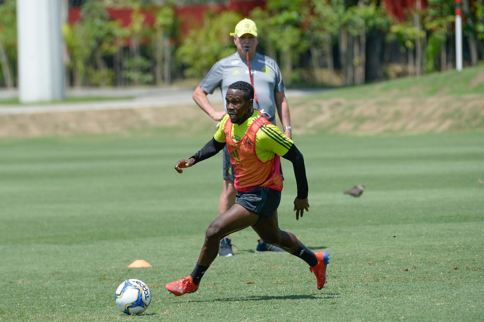 Klebinho disputou sete jogos no time principal do Flamengo — Foto: Alexandre Vidal/Flamengo
