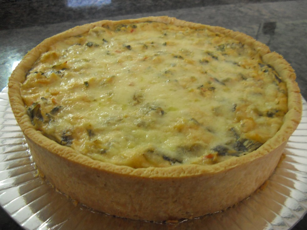 Quiche De Frango Com Escarola E Requeijão