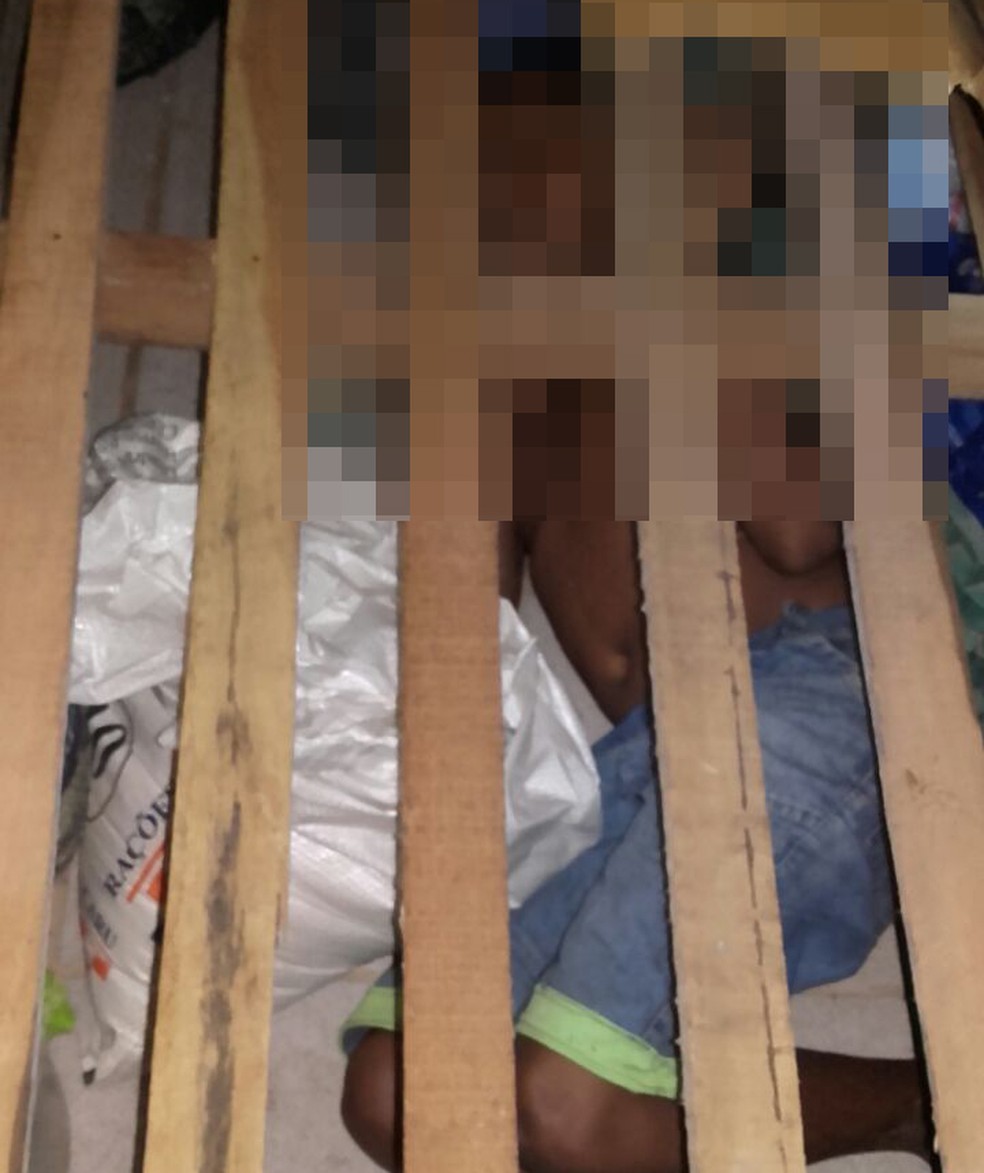 Menino de 13 anos foi encontrado debaixo da cama de um detento (Foto: Divulgação / Sinpoljuspi)