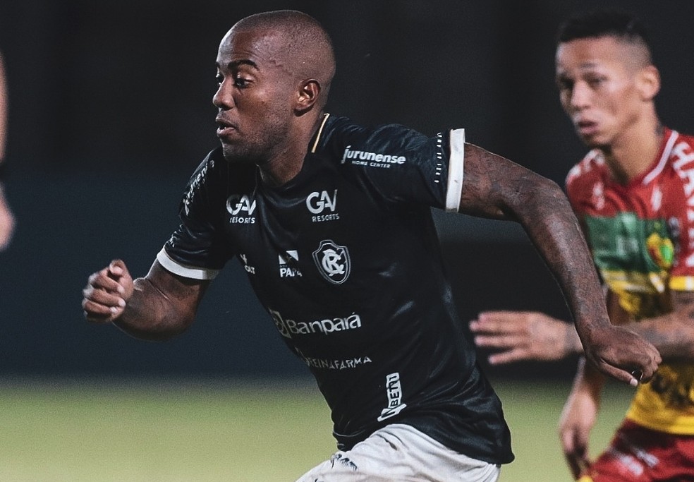 Victor Andrade teve destaque na partida diante do Brusque — Foto: Samara Miranda/Ascom Remo