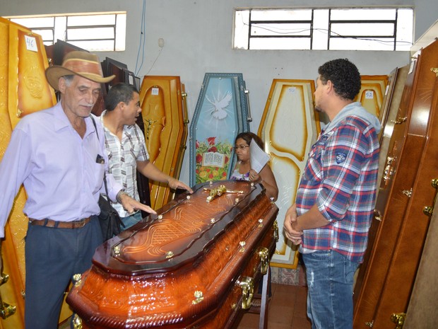 Caixão Kaloré (Foto: Ronaldo Senes/Blog do Berimbau)