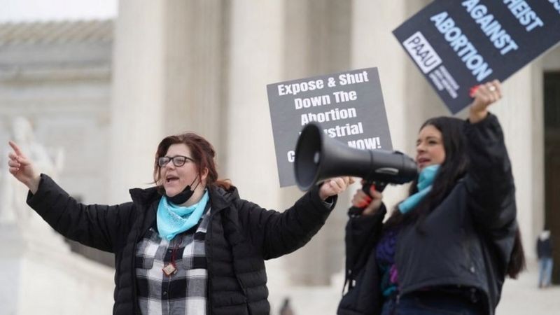 Lauren Handy, à esquerda, é uma das líderes de movimento antiaborto nos EUA (Foto: Getty Images via BBC News)