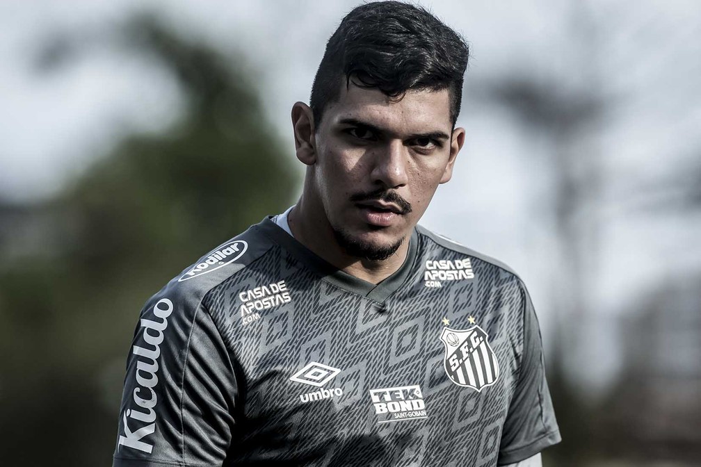 Topo 95+ imagem joao paulo goleiro santos br.thptnganamst.edu.vn