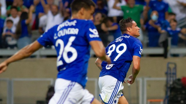 Cruzeiro vira sobre o Londrina e amplia vantagem na liderança da Série B
