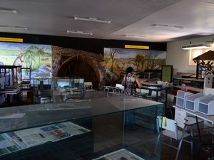 Sala de exposição do Museu de História Natural está parada há quase 3 anos. (Foto: Pedro Mesquita/G1)
