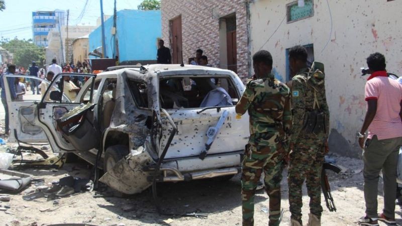 O ataque suicida teve como alvo o carro do porta-voz (Foto: AFP via BBC News)