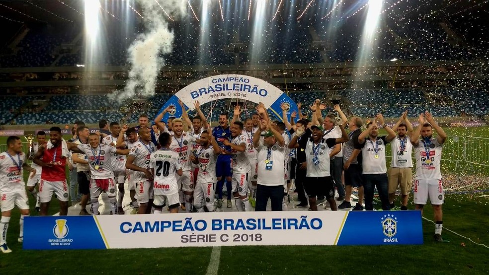 O Operário-PR conquistou a Série C deste ano ao derrotar o Cuiabá — Foto: André Salamucha