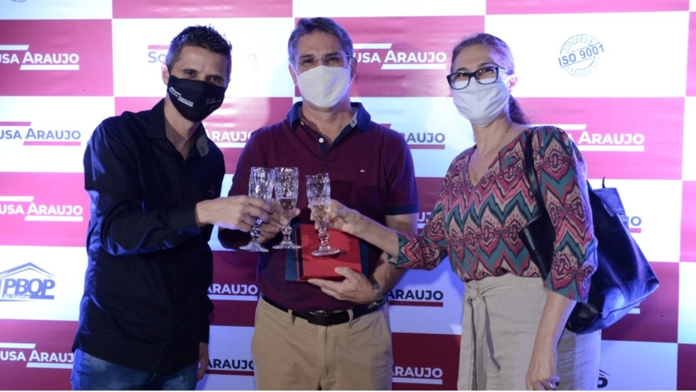 Construtora Sousa Araújo realiza entrega de chaves do Residencial Portal do Lago.  — Foto: Divulgação