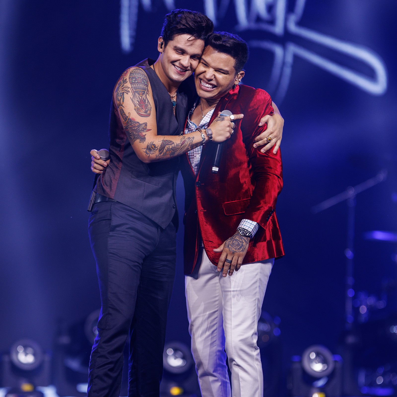 Tierry lança música gravada com Luan Santana há um ano em 'Rolê de milhões'