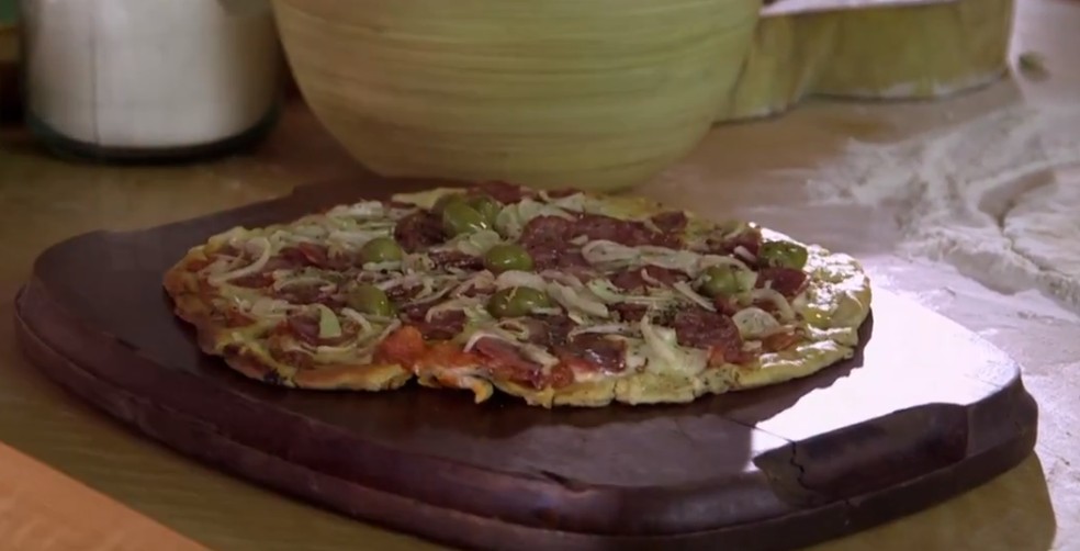 Pizza De Calabresa Do Rodrigo Hilbert Receitas Gshow Gshow