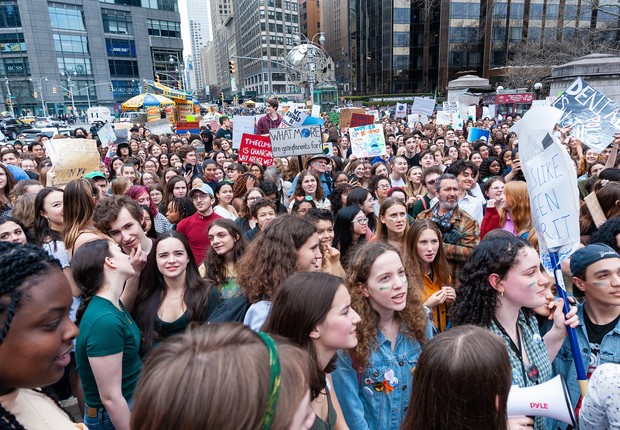 Estudantes vão às ruas em Nova York (Foto: Gabriele Holtermann Gorden/Pacific Press/LightRocket via Getty Images)