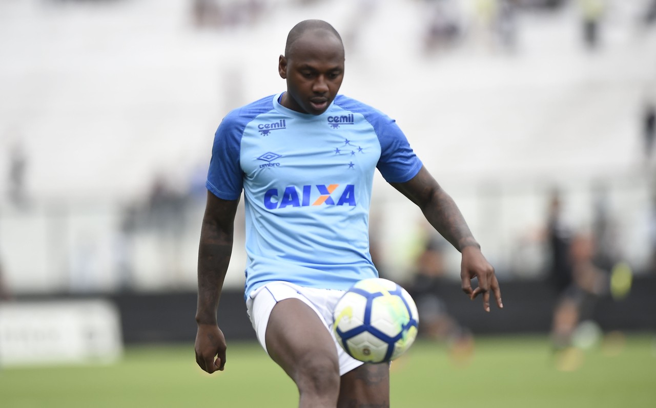 Sassá aposta em efeito suspensivo para reforçar Cruzeiro na final