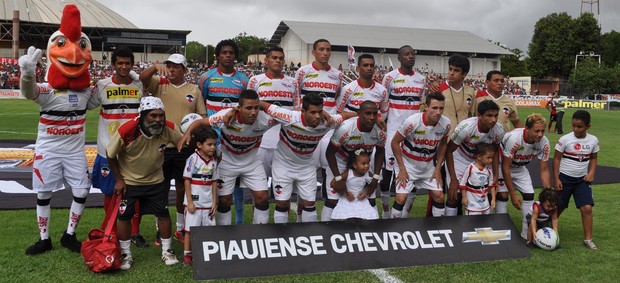 River-PI - Campeonato Piauiense 2013 (Foto: Renan Morais/GLOBOESPORTE.COM)